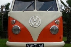 1-VW-T1-geschmueckt